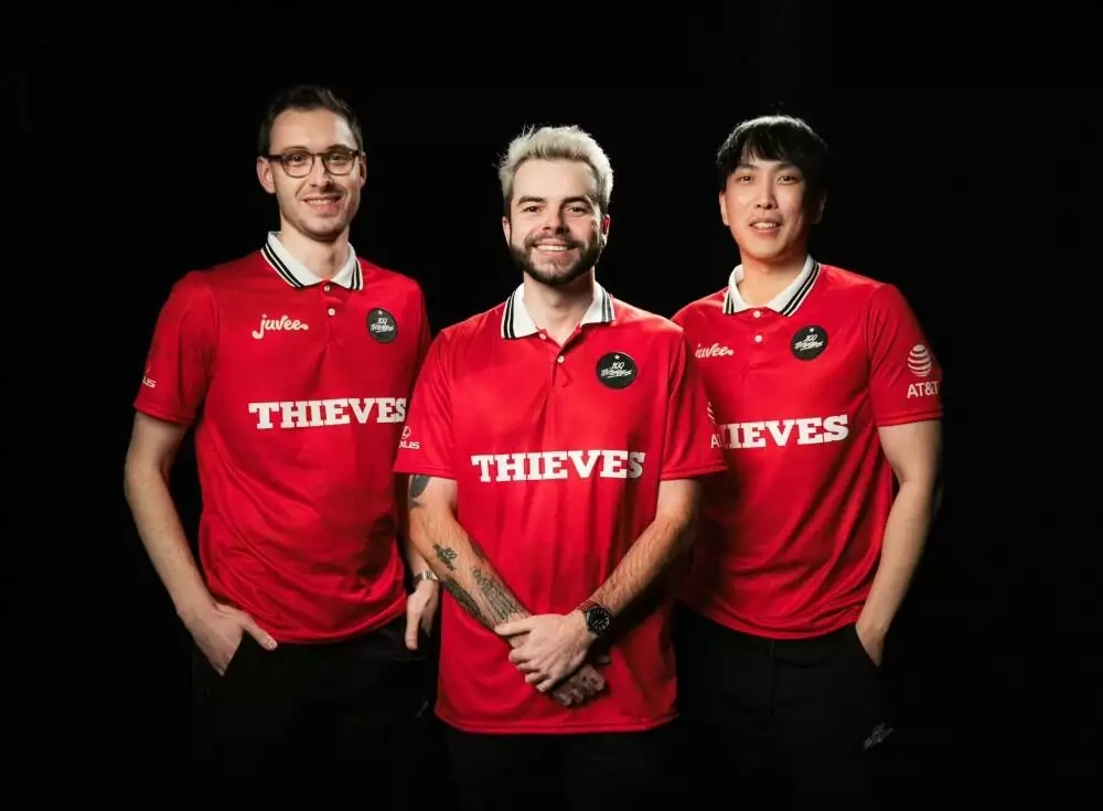 Pictured: 100 Thieves elite showing off a new jersey design. Credit: 100 Thieves