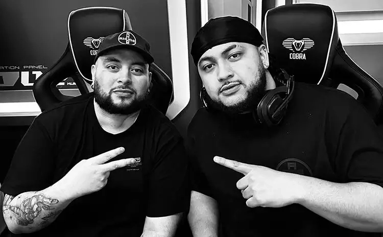 OMIT's Rafi hangs with Team Surge's SuperSoka