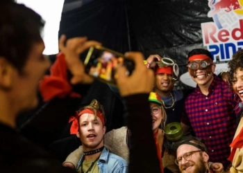 Red Bull Pin Drop Comes to Kona Skatepark to Promote Tony Hawk's Pro Skater 3 + 4.