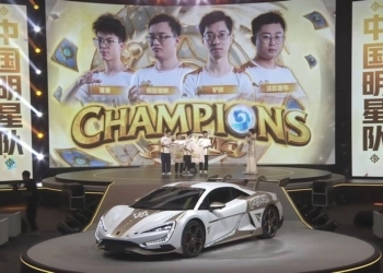 LvGe earns the right to drive the BYD Yangwang U9 Supercar for one year.