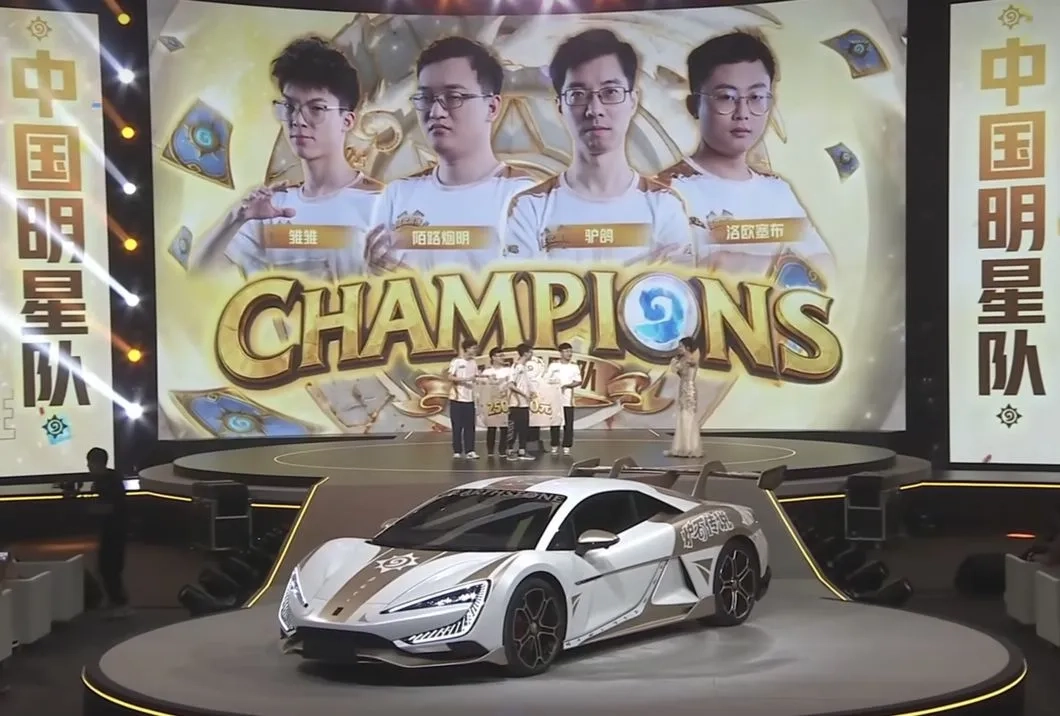 LvGe earns the right to drive the BYD Yangwang U9 Supercar for one year.