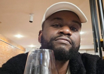 Pro player Mbock detained by ICE.