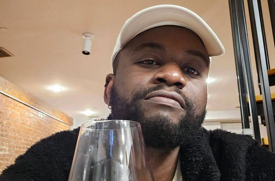 Pro player Mbock detained by ICE.